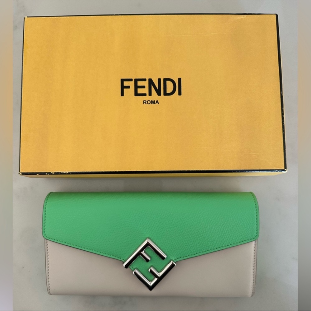 Fendi; FF Diamonds Continental With Removable Chain; EUC